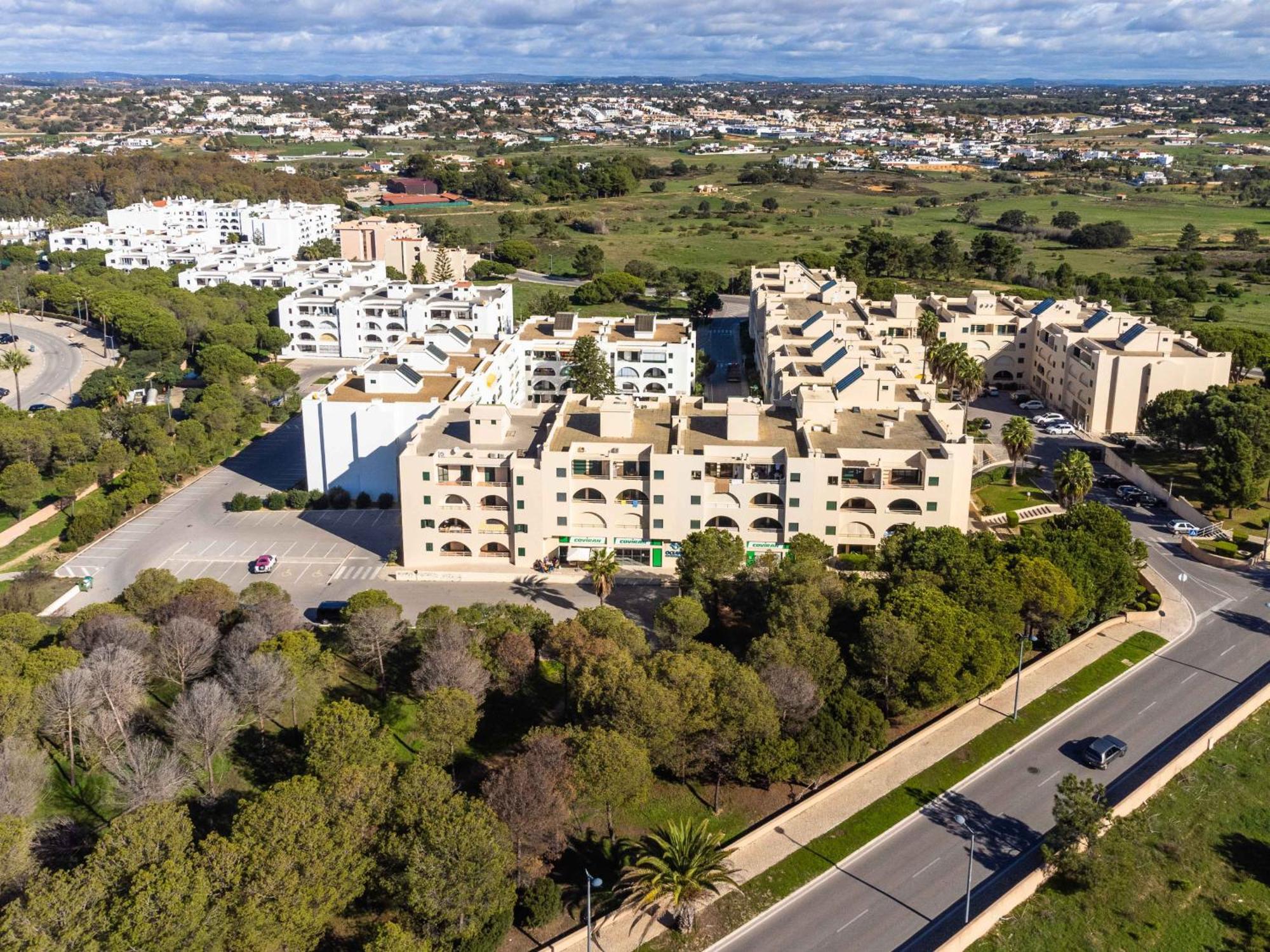 Salgados 1 Bedroom Apartment - 500M From The Beach Гия Экстерьер фото
